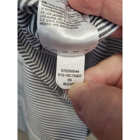 Chico's No-Iron Coolmax All Season Gray Pinstriped Button-Up Shirt Size 3 (XL) - Picture 6 of 6
